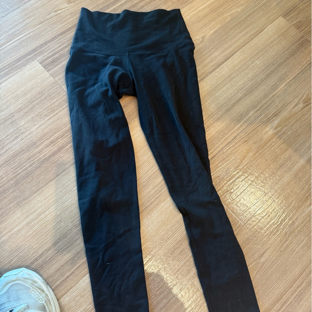 Aritzia Black Leggings